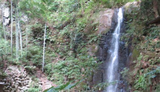 奥湯河原の不動滝〔25年9月〕